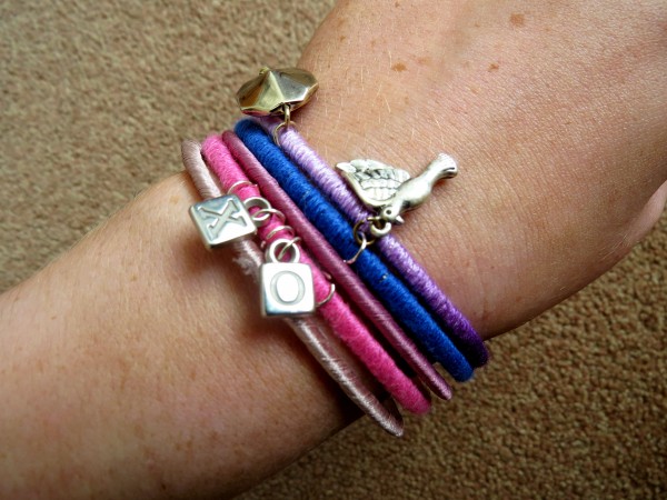 Pulseras de charms 4