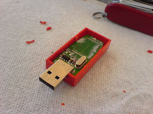 Como hacer un lego pendrive 3