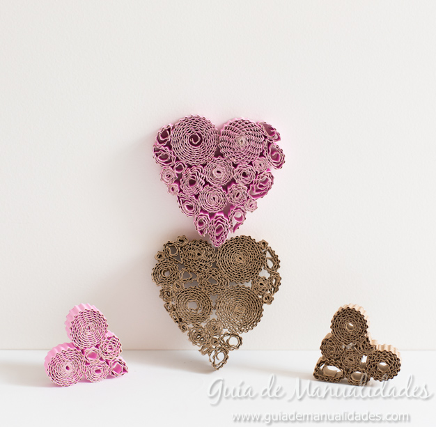 Corazones quilling cartón 13