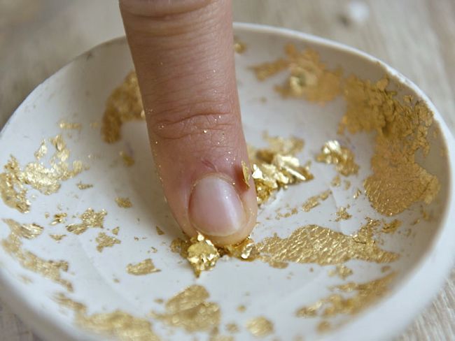 Plato para anillos con pan de oro – Guía De Manualidades